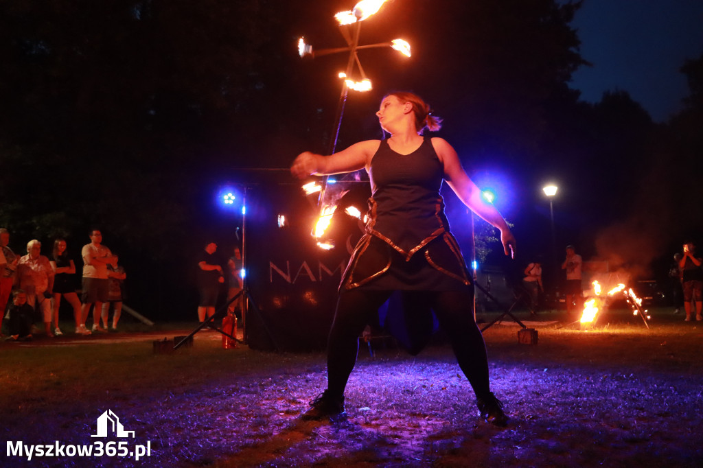 Fotorelacja II: Muzyczne Wianki w Myszkowie - FIRESHOW – Teatr ognia NAM-TARA