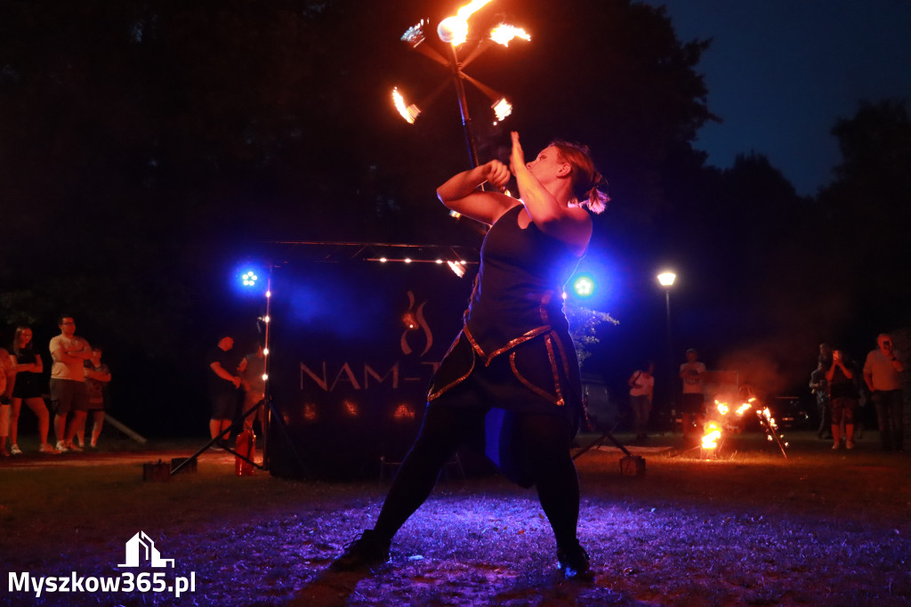 Fotorelacja II: Muzyczne Wianki w Myszkowie - FIRESHOW – Teatr ognia NAM-TARA