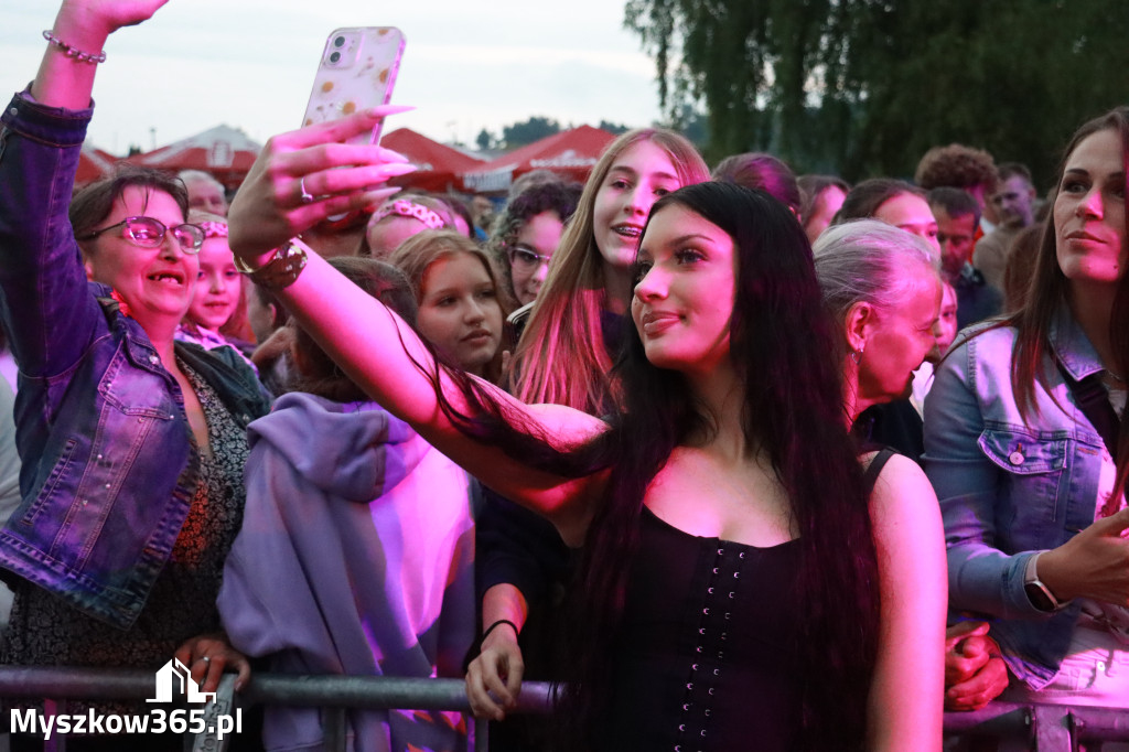 Fotorelacja II: Powitanie Wakacji i Viki Gabor w Poraju PIĄTEK cz. 2