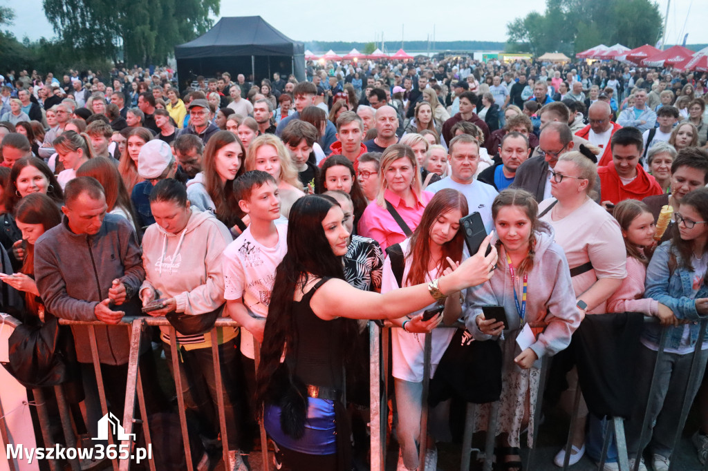 Fotorelacja II: Powitanie Wakacji i Viki Gabor w Poraju PIĄTEK cz. 2
