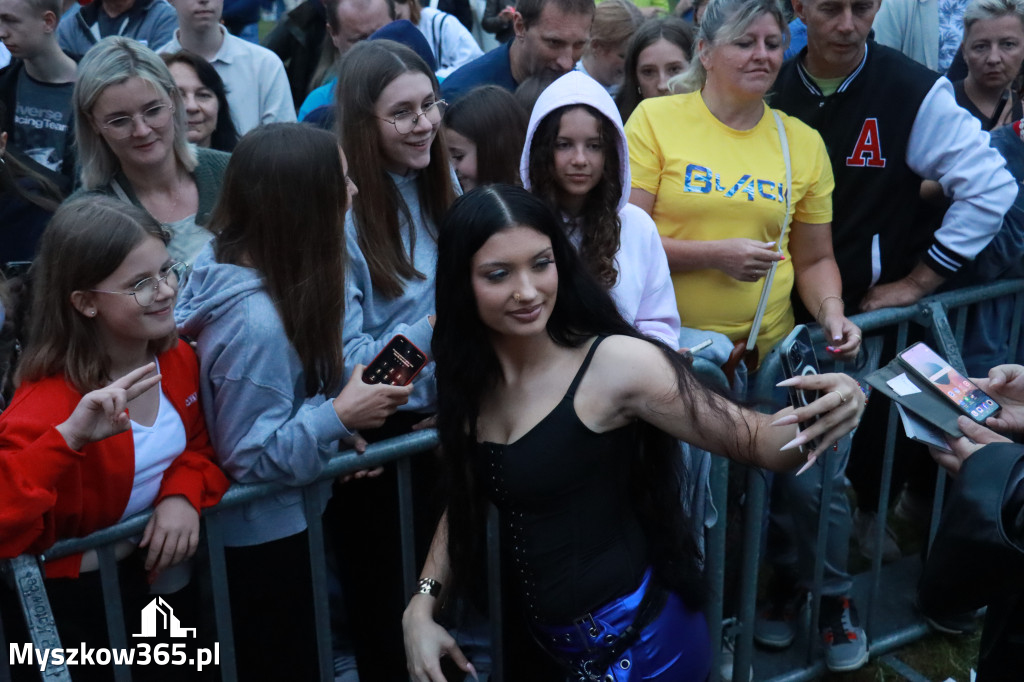 Fotorelacja II: Powitanie Wakacji i Viki Gabor w Poraju PIĄTEK cz. 2
