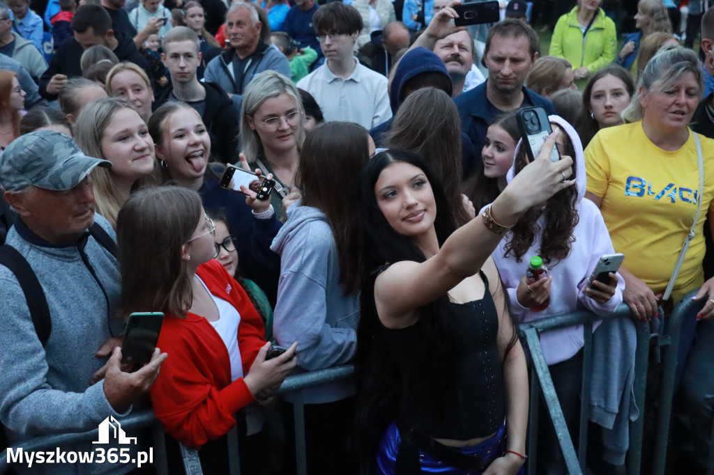 Fotorelacja II: Powitanie Wakacji i Viki Gabor w Poraju PIĄTEK cz. 2