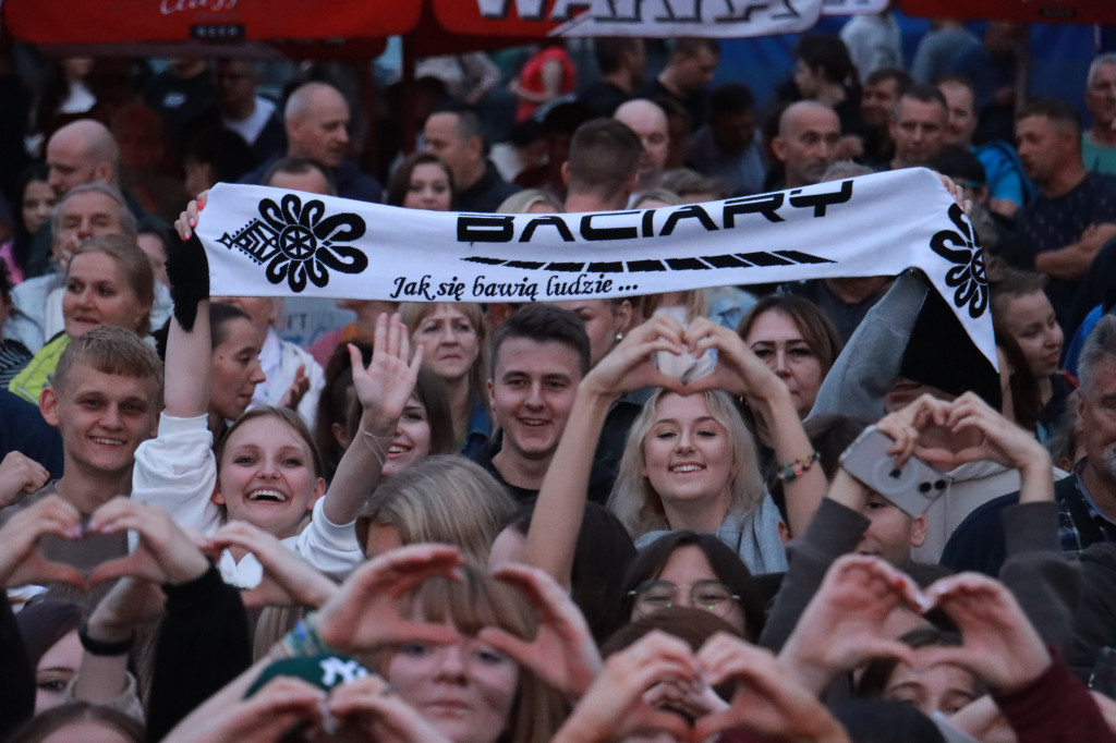 Fotorelacja III: Powitanie Wakacji - Baciary w Poraju - PIĄTEK cz. 3