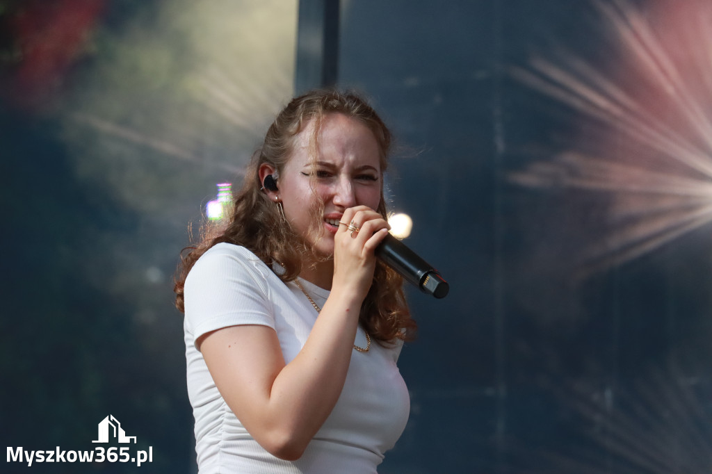 Fotorelacja IV: 75 lat Miasta Myszkowa - Koncert zespołu Stan Krytyczny