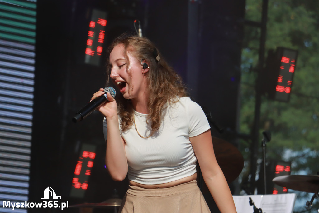 Fotorelacja IV: 75 lat Miasta Myszkowa - Koncert zespołu Stan Krytyczny