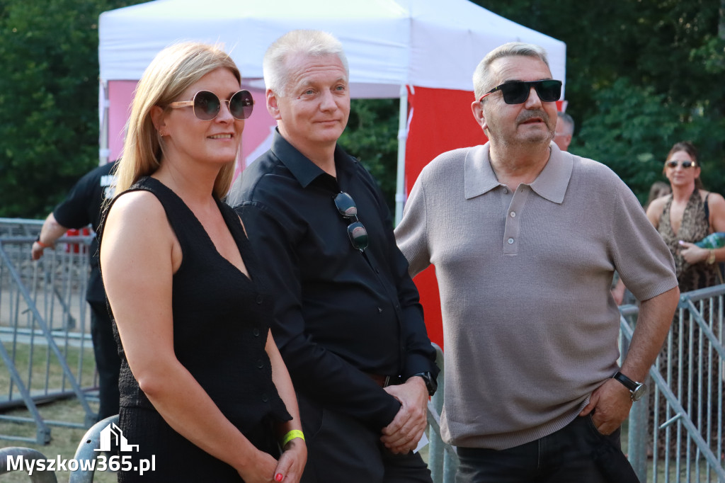 Fotorelacja IV: 75 lat Miasta Myszkowa - Koncert zespołu Stan Krytyczny