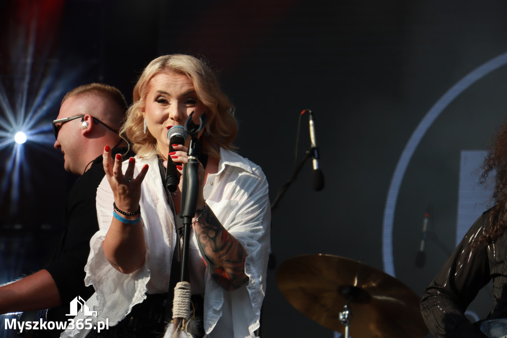 Fotorelacja V: 75 lat Miasta Myszkowa - Koncert zespołu Kardamon