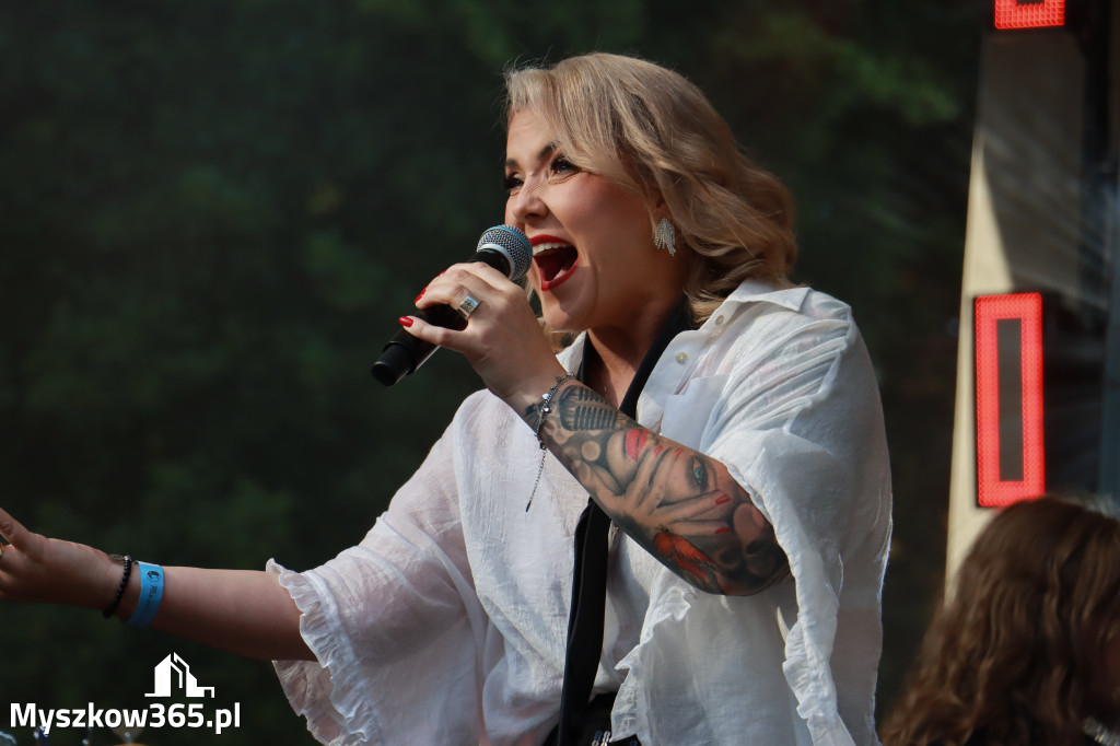 Fotorelacja V: 75 lat Miasta Myszkowa - Koncert zespołu Kardamon