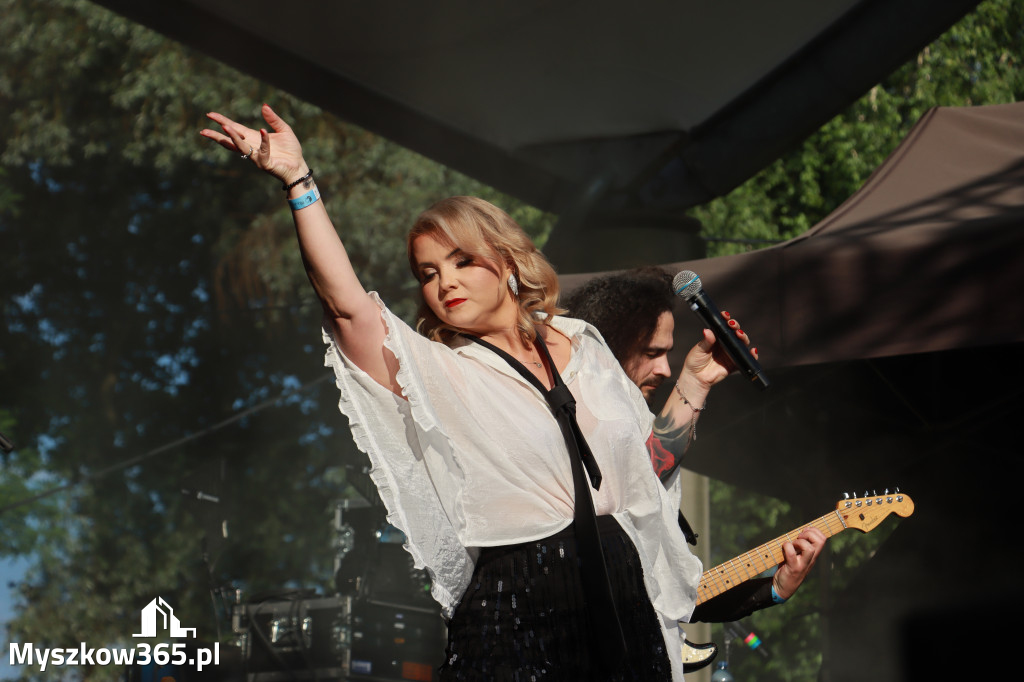 Fotorelacja V: 75 lat Miasta Myszkowa - Koncert zespołu Kardamon