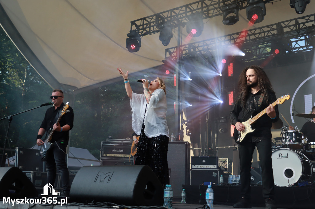 Fotorelacja V: 75 lat Miasta Myszkowa - Koncert zespołu Kardamon