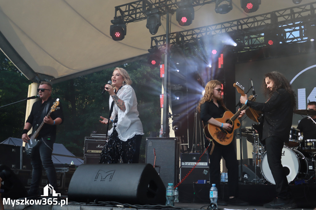 Fotorelacja V: 75 lat Miasta Myszkowa - Koncert zespołu Kardamon