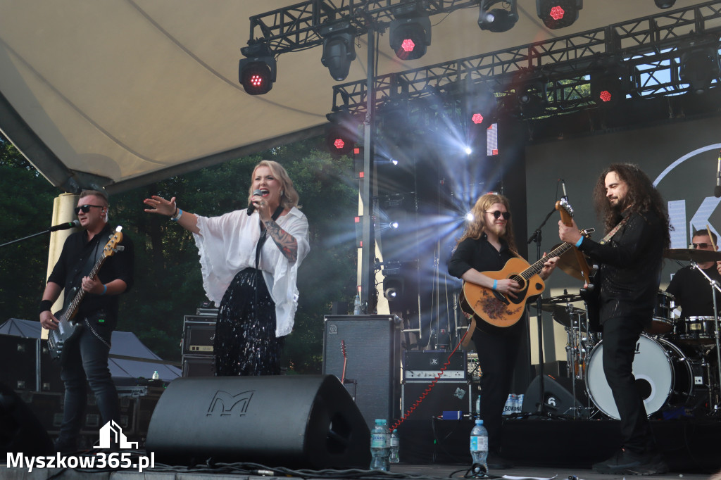 Fotorelacja V: 75 lat Miasta Myszkowa - Koncert zespołu Kardamon