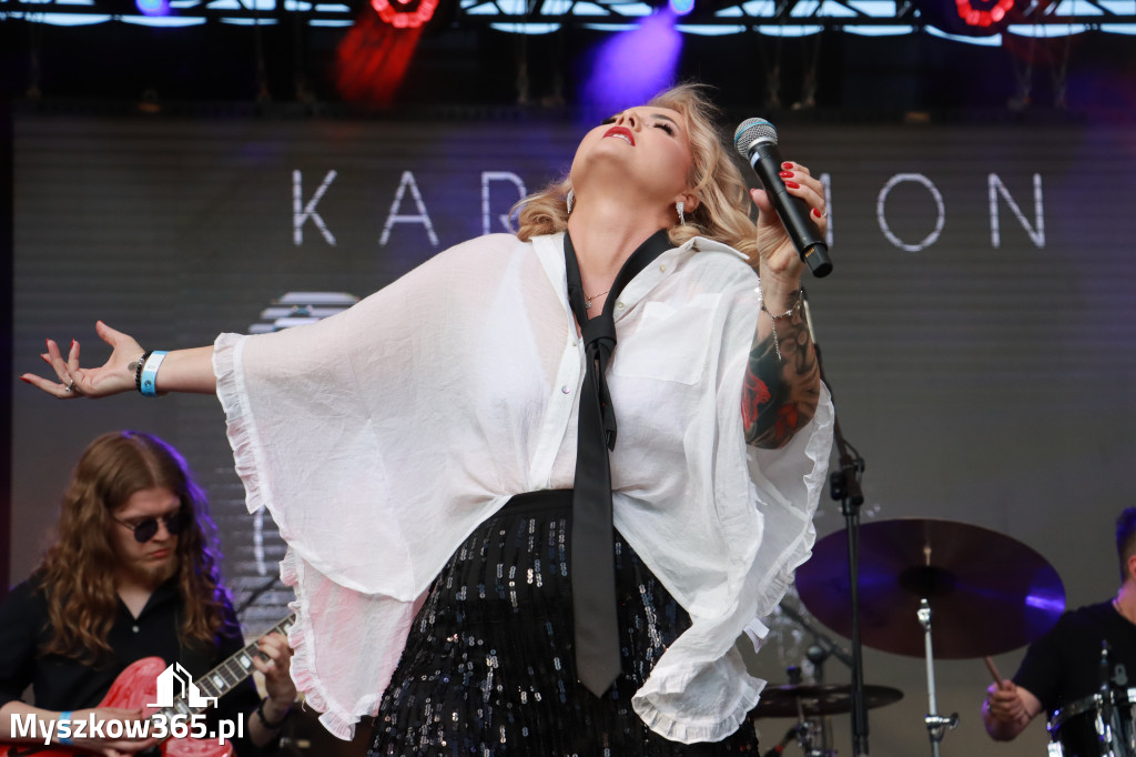 Fotorelacja V: 75 lat Miasta Myszkowa - Koncert zespołu Kardamon
