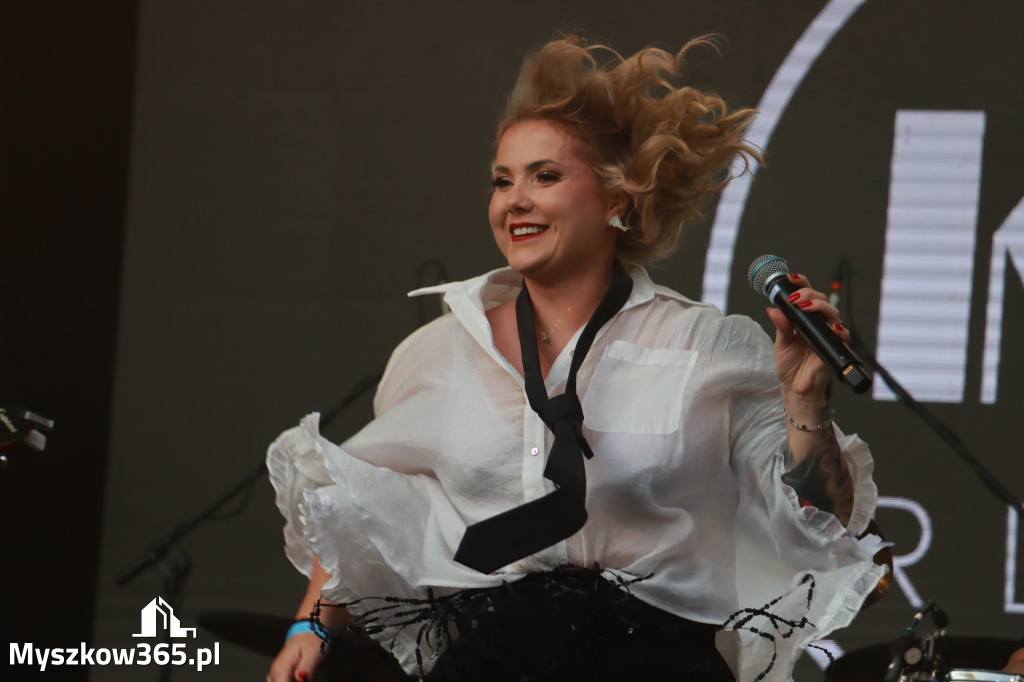Fotorelacja V: 75 lat Miasta Myszkowa - Koncert zespołu Kardamon