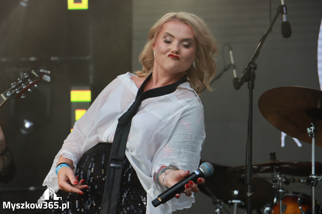 Fotorelacja V: 75 lat Miasta Myszkowa - Koncert zespołu Kardamon