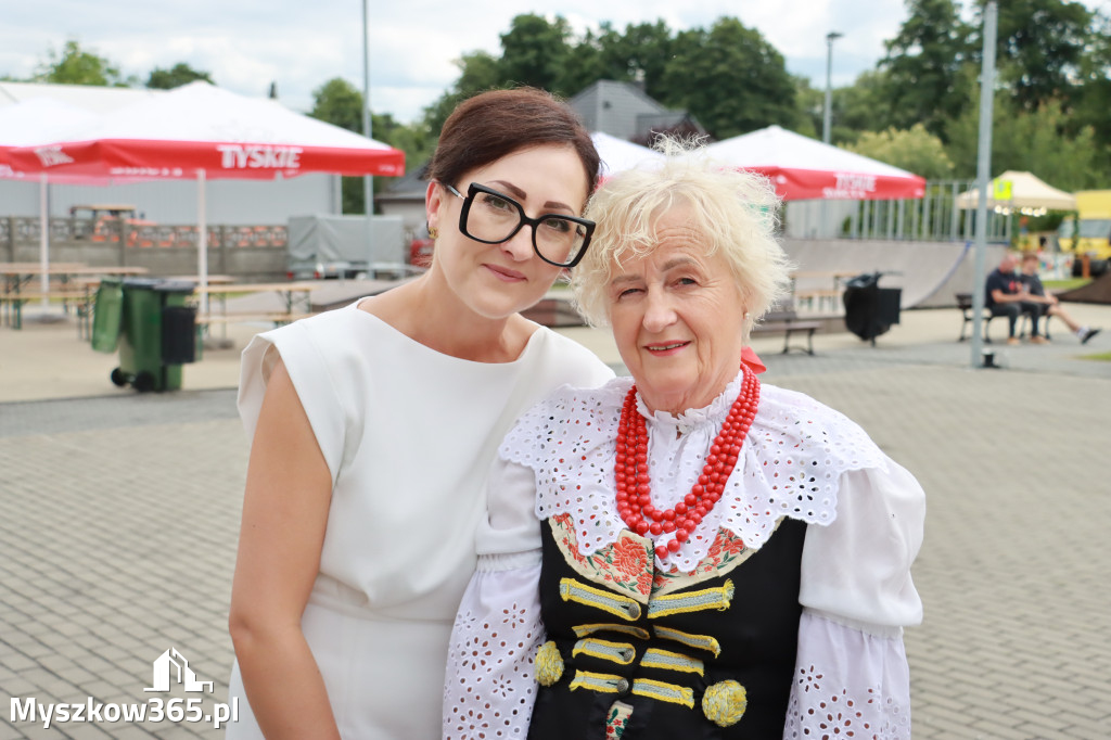 Fotorelacja I: Koziegłowy w rytmach tańca
