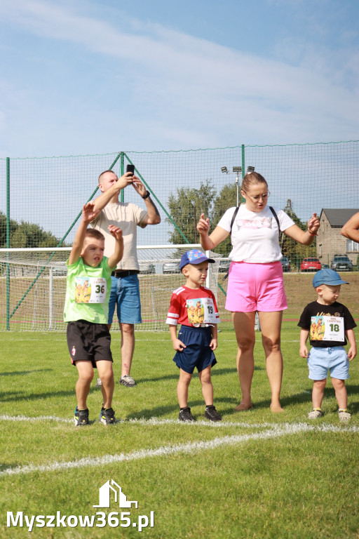 Fotorelacja I: Bieg z małego kopytka i Bieg z młodego galopu - Festiwal z Kopyta w Gniazdowie