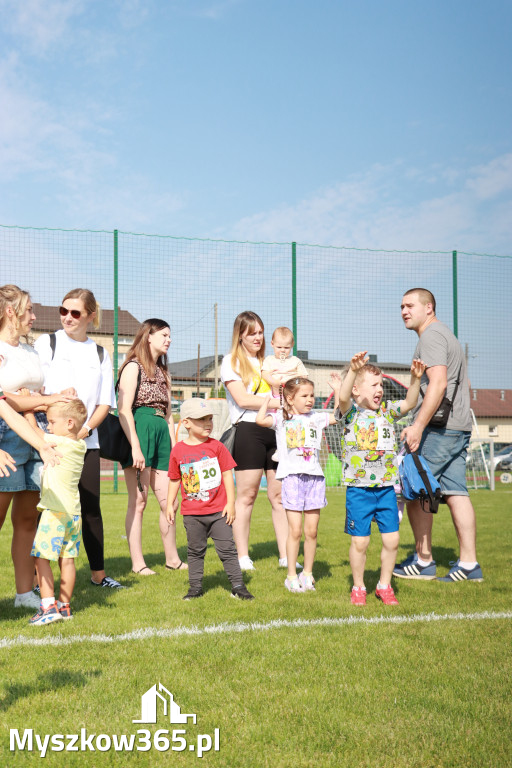 Fotorelacja I: Bieg z małego kopytka i Bieg z młodego galopu - Festiwal z Kopyta w Gniazdowie