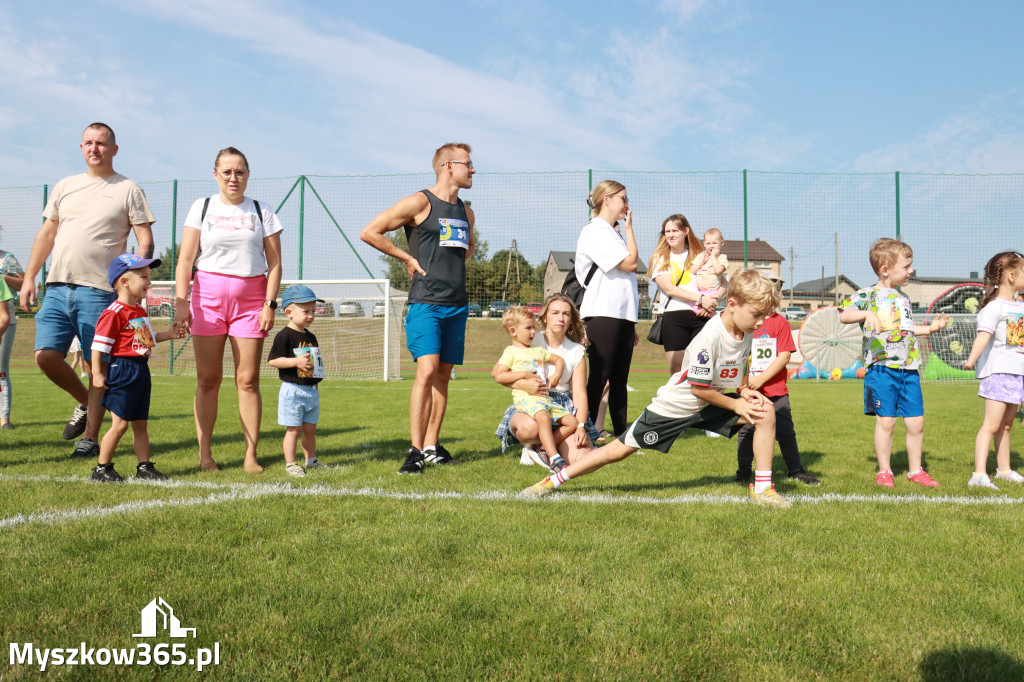 Fotorelacja I: Bieg z małego kopytka i Bieg z młodego galopu - Festiwal z Kopyta w Gniazdowie