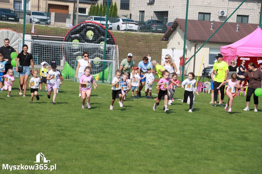 Fotorelacja I: Bieg z małego kopytka i Bieg z młodego galopu - Festiwal z Kopyta w Gniazdowie