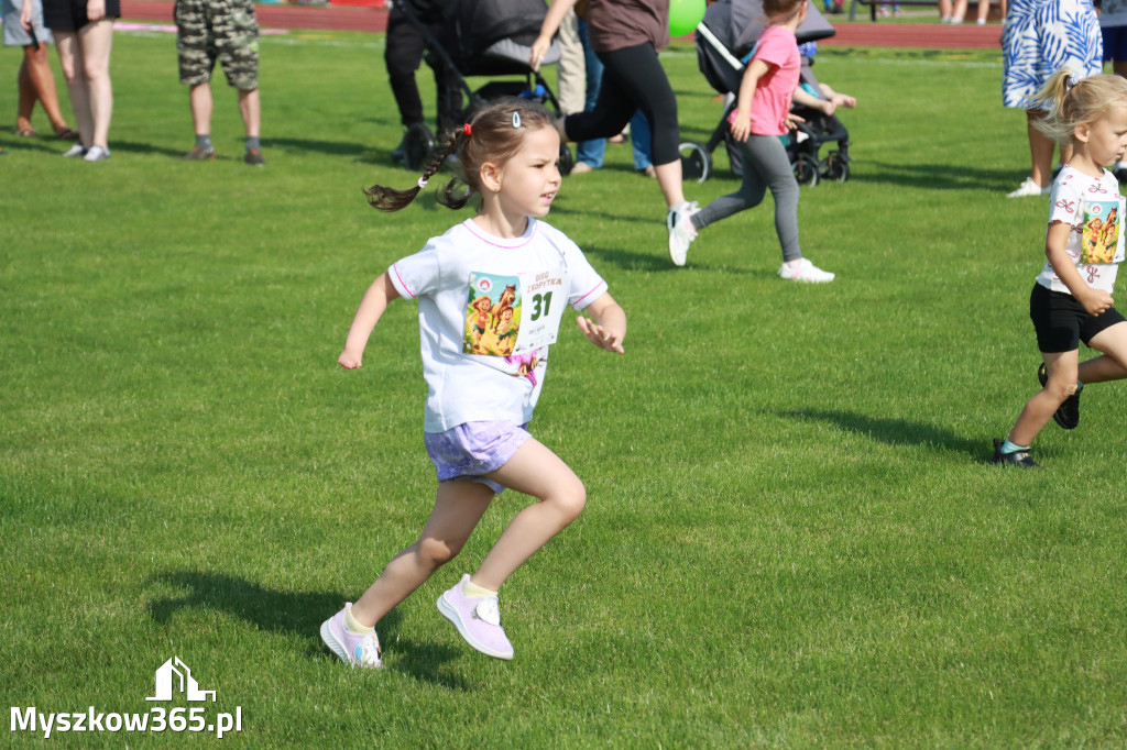 Fotorelacja I: Bieg z małego kopytka i Bieg z młodego galopu - Festiwal z Kopyta w Gniazdowie