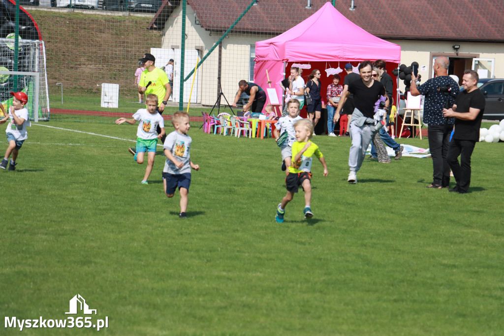 Fotorelacja I: Bieg z małego kopytka i Bieg z młodego galopu - Festiwal z Kopyta w Gniazdowie