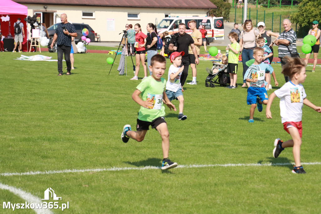 Fotorelacja I: Bieg z małego kopytka i Bieg z młodego galopu - Festiwal z Kopyta w Gniazdowie