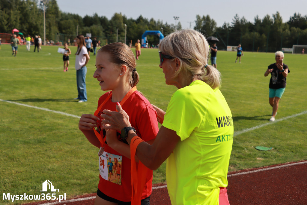 Fotorelacja I: Bieg z małego kopytka i Bieg z młodego galopu - Festiwal z Kopyta w Gniazdowie