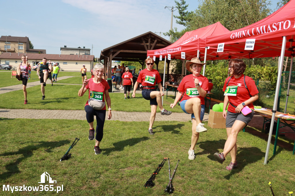 Fotorelacja II: Bieg z Kopyta - rozpoczęcie i rozgrzewka. Festiwal z Kopyta w Gniazdowie