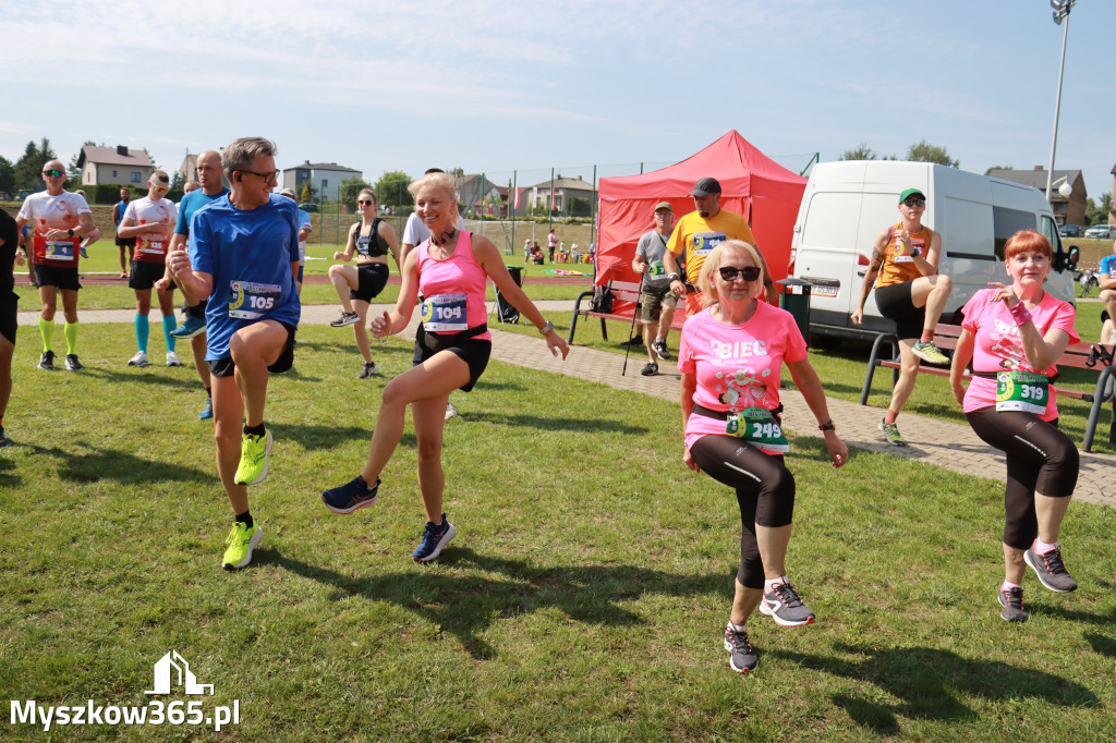 Fotorelacja II: Bieg z Kopyta - rozpoczęcie i rozgrzewka. Festiwal z Kopyta w Gniazdowie
