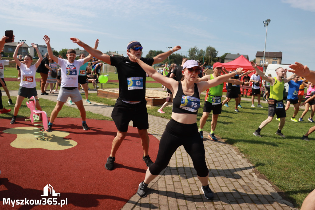 Fotorelacja II: Bieg z Kopyta - rozpoczęcie i rozgrzewka. Festiwal z Kopyta w Gniazdowie