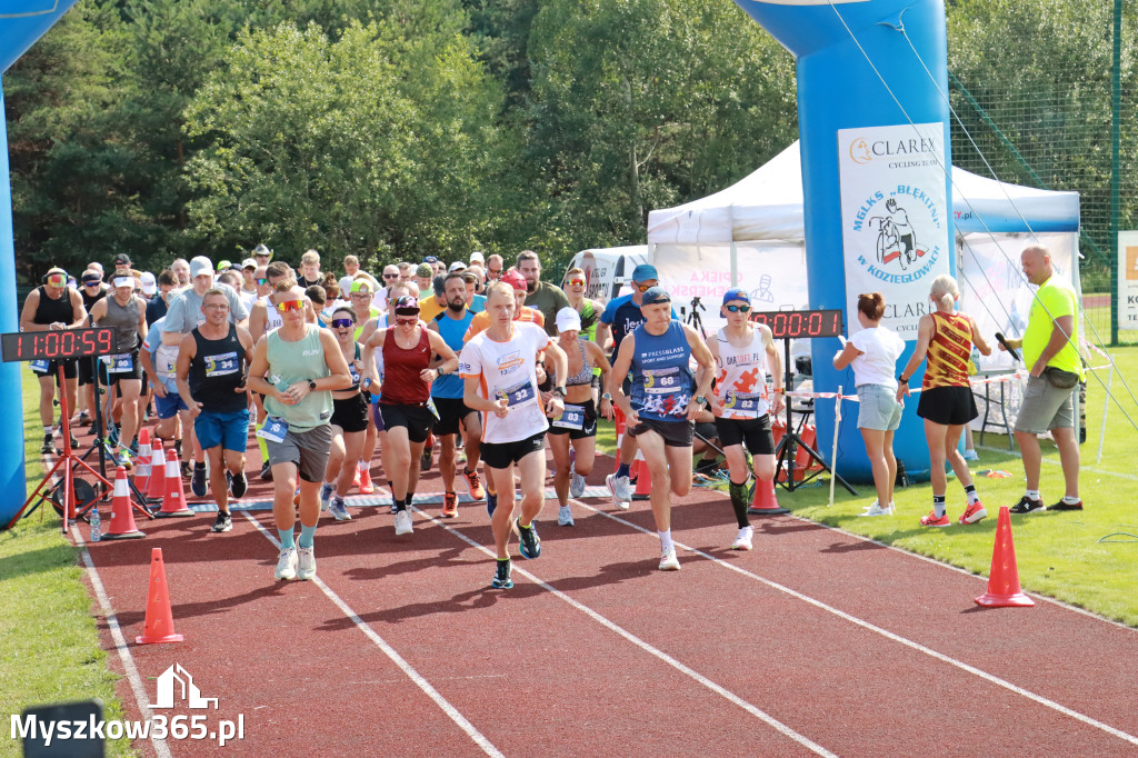 Fotorelacja II: Bieg z Kopyta - rozpoczęcie i rozgrzewka. Festiwal z Kopyta w Gniazdowie