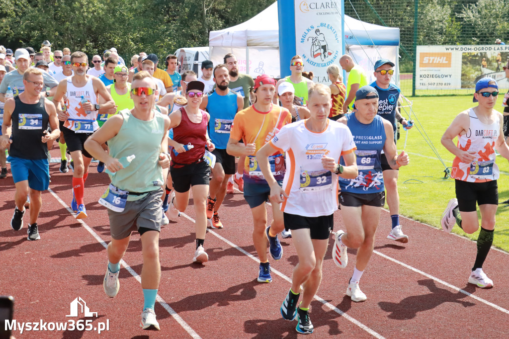 Fotorelacja II: Bieg z Kopyta - rozpoczęcie i rozgrzewka. Festiwal z Kopyta w Gniazdowie