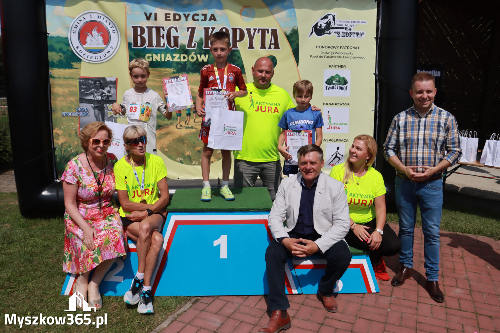 Fotorelacja IV: Dekoracje - Bieg z małego kopytka, młodego galopu, Bieg z Kopyta - Festiwal z Kopyta 2025
