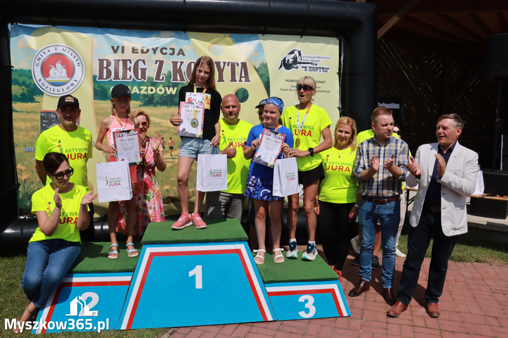 Fotorelacja IV: Dekoracje - Bieg z małego kopytka, młodego galopu, Bieg z Kopyta - Festiwal z Kopyta 2025