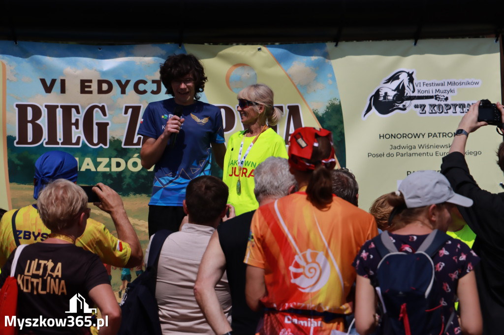 Fotorelacja IV: Dekoracje - Bieg z małego kopytka, młodego galopu, Bieg z Kopyta - Festiwal z Kopyta 2025