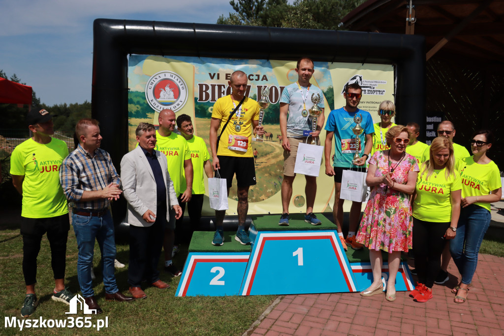 Fotorelacja IV: Dekoracje - Bieg z małego kopytka, młodego galopu, Bieg z Kopyta - Festiwal z Kopyta 2025
