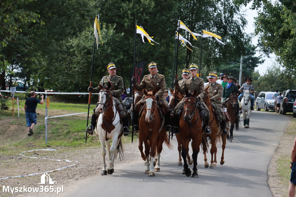 Fotorelacja VI: Parada Konna i MOTO LEGENDY - Festiwal z Kopyta w Gniazdowie