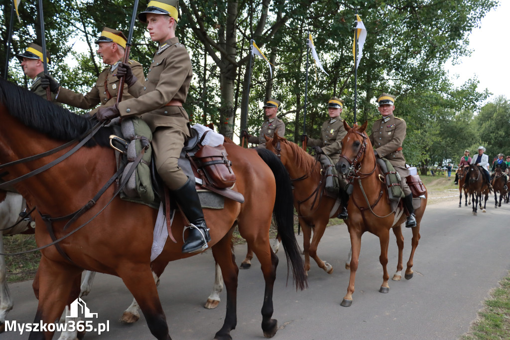 Fotorelacja VI: Parada Konna i MOTO LEGENDY - Festiwal z Kopyta w Gniazdowie