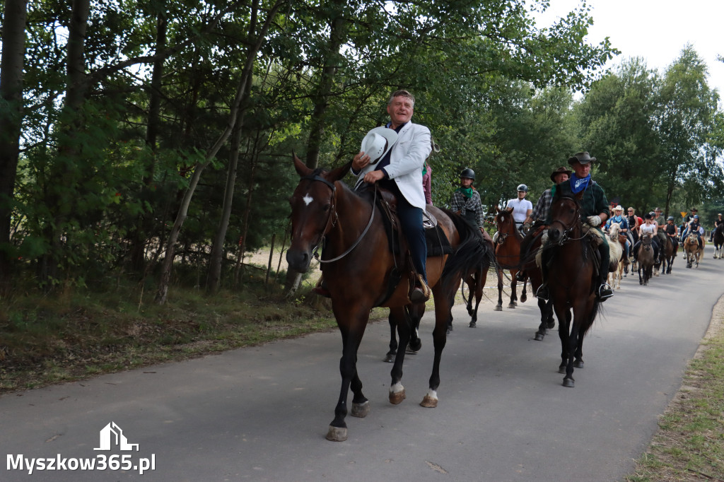 Fotorelacja VI: Parada Konna i MOTO LEGENDY - Festiwal z Kopyta w Gniazdowie