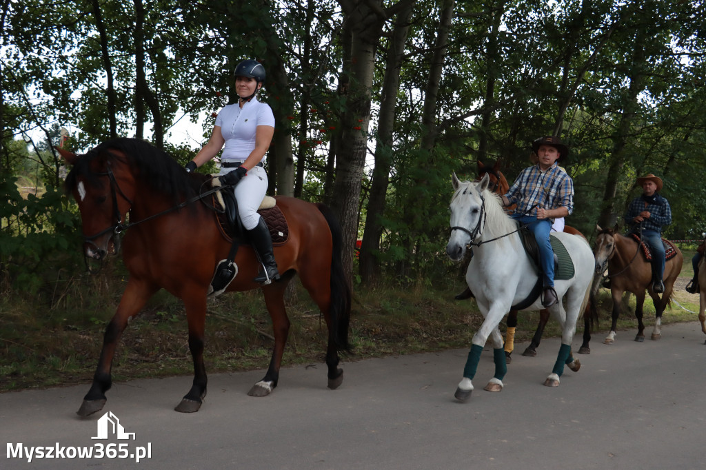 Fotorelacja VI: Parada Konna i MOTO LEGENDY - Festiwal z Kopyta w Gniazdowie
