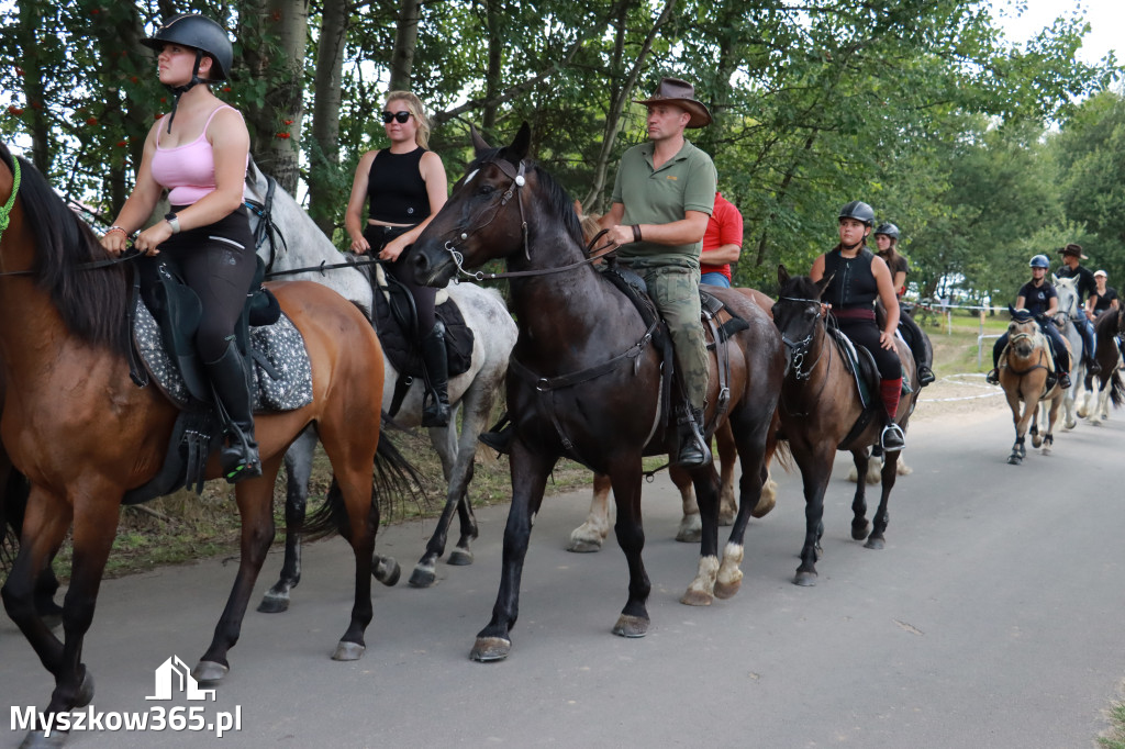 Fotorelacja VI: Parada Konna i MOTO LEGENDY - Festiwal z Kopyta w Gniazdowie