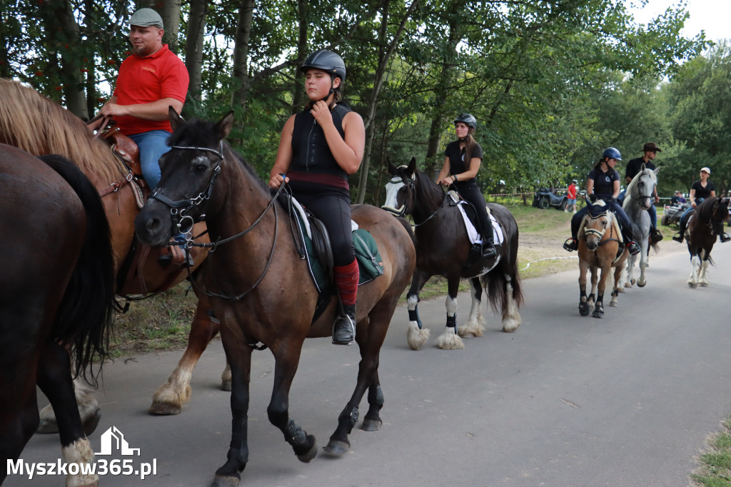 Fotorelacja VI: Parada Konna i MOTO LEGENDY - Festiwal z Kopyta w Gniazdowie