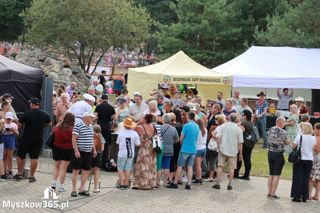 Fotorelacja VII: Rączka Gotuje i konkurs Najsmaczniejsze Kopytka - Festiwal z Kopyta w Gniazdowie