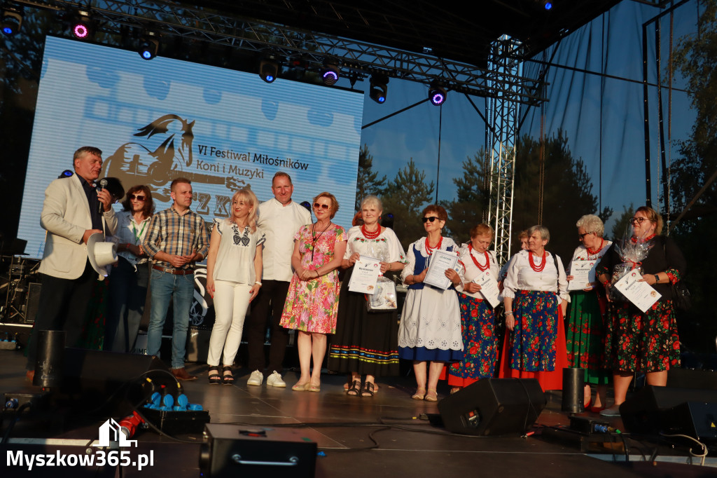 Fotorelacja VII: Rączka Gotuje i konkurs Najsmaczniejsze Kopytka - Festiwal z Kopyta w Gniazdowie