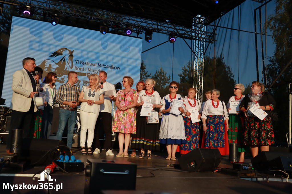 Fotorelacja VII: Rączka Gotuje i konkurs Najsmaczniejsze Kopytka - Festiwal z Kopyta w Gniazdowie