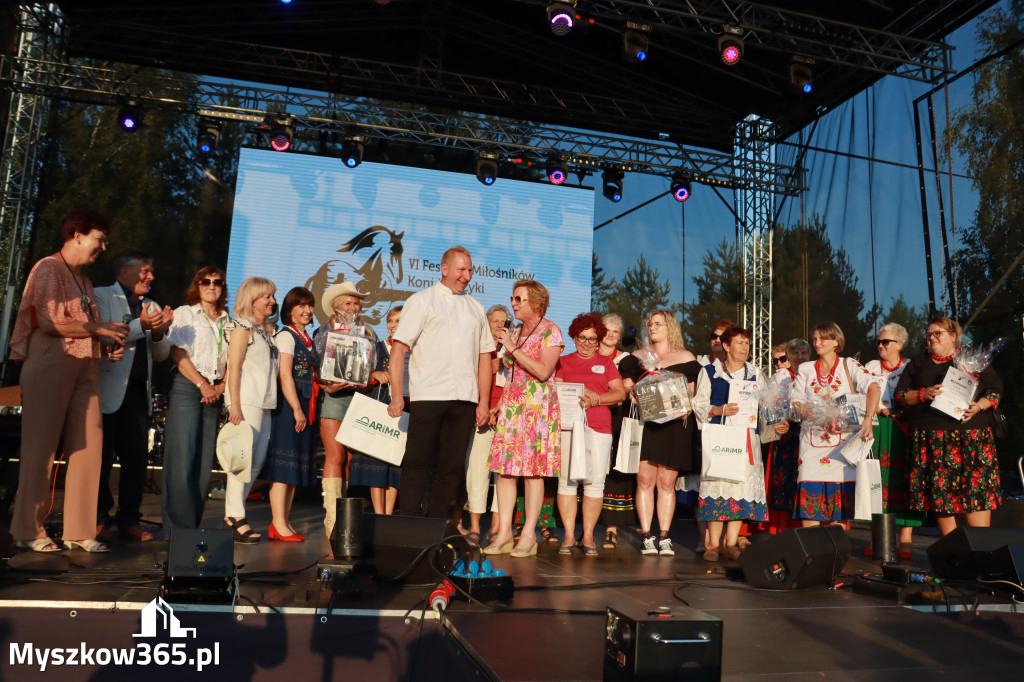 Fotorelacja VII: Rączka Gotuje i konkurs Najsmaczniejsze Kopytka - Festiwal z Kopyta w Gniazdowie