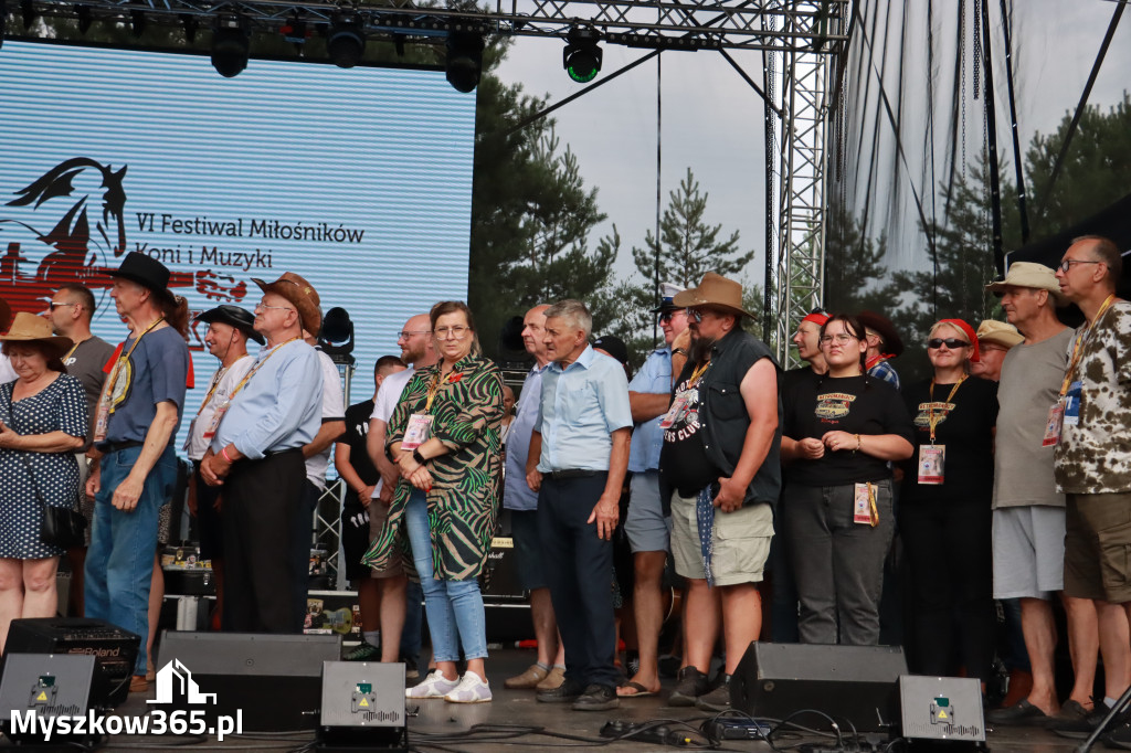 Fotorelacja VIII: Ogłoszenie wyników konkursu MOTO LEGENDY - Festiwal z Kopyta w Gniazdowie