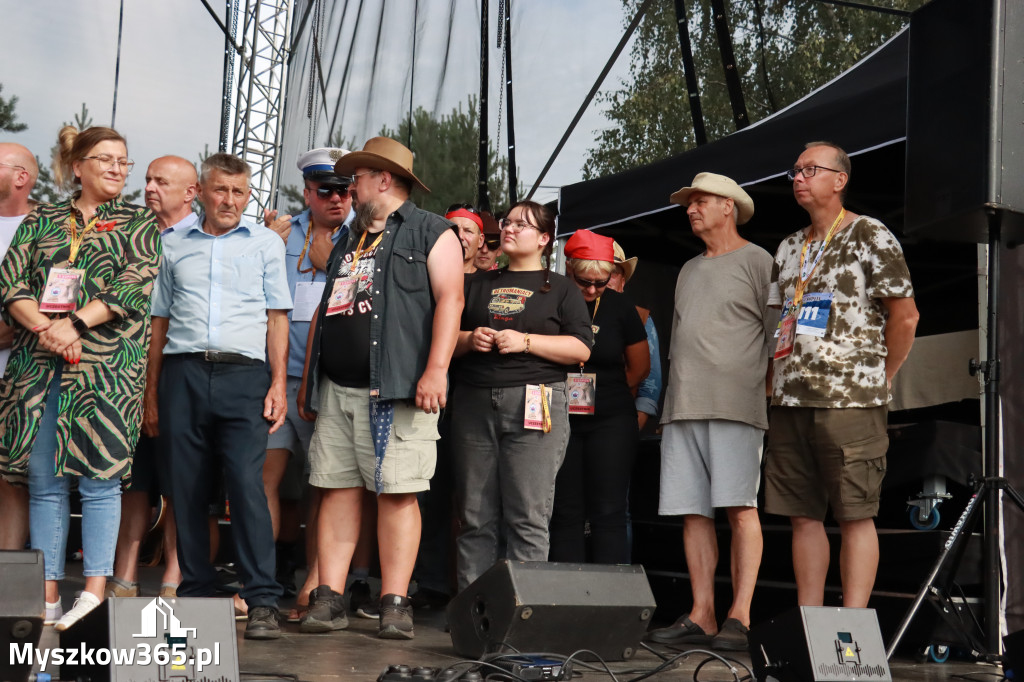 Fotorelacja VIII: Ogłoszenie wyników konkursu MOTO LEGENDY - Festiwal z Kopyta w Gniazdowie