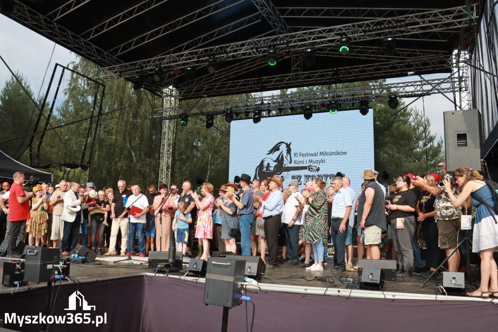 Fotorelacja VIII: Ogłoszenie wyników konkursu MOTO LEGENDY - Festiwal z Kopyta w Gniazdowie